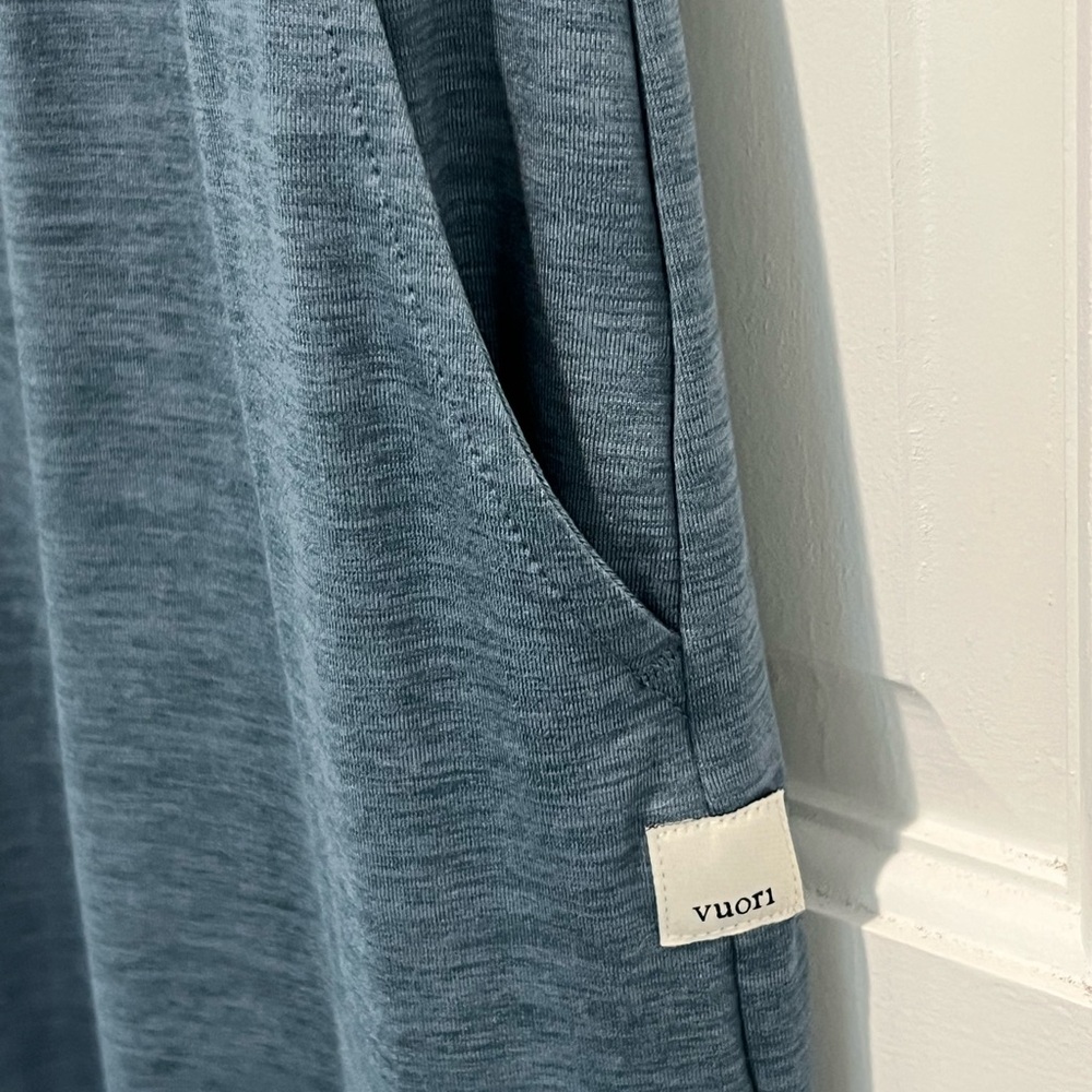 Vuori Falls Jumpsuit Medium Light Azure Heather Blue Tank Top Wide Leg Romper - Picture 3 of 7